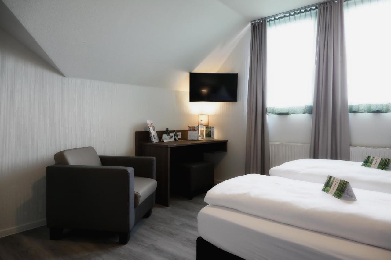 Konsumhotel Am Park Oberhof  Exteriör bild