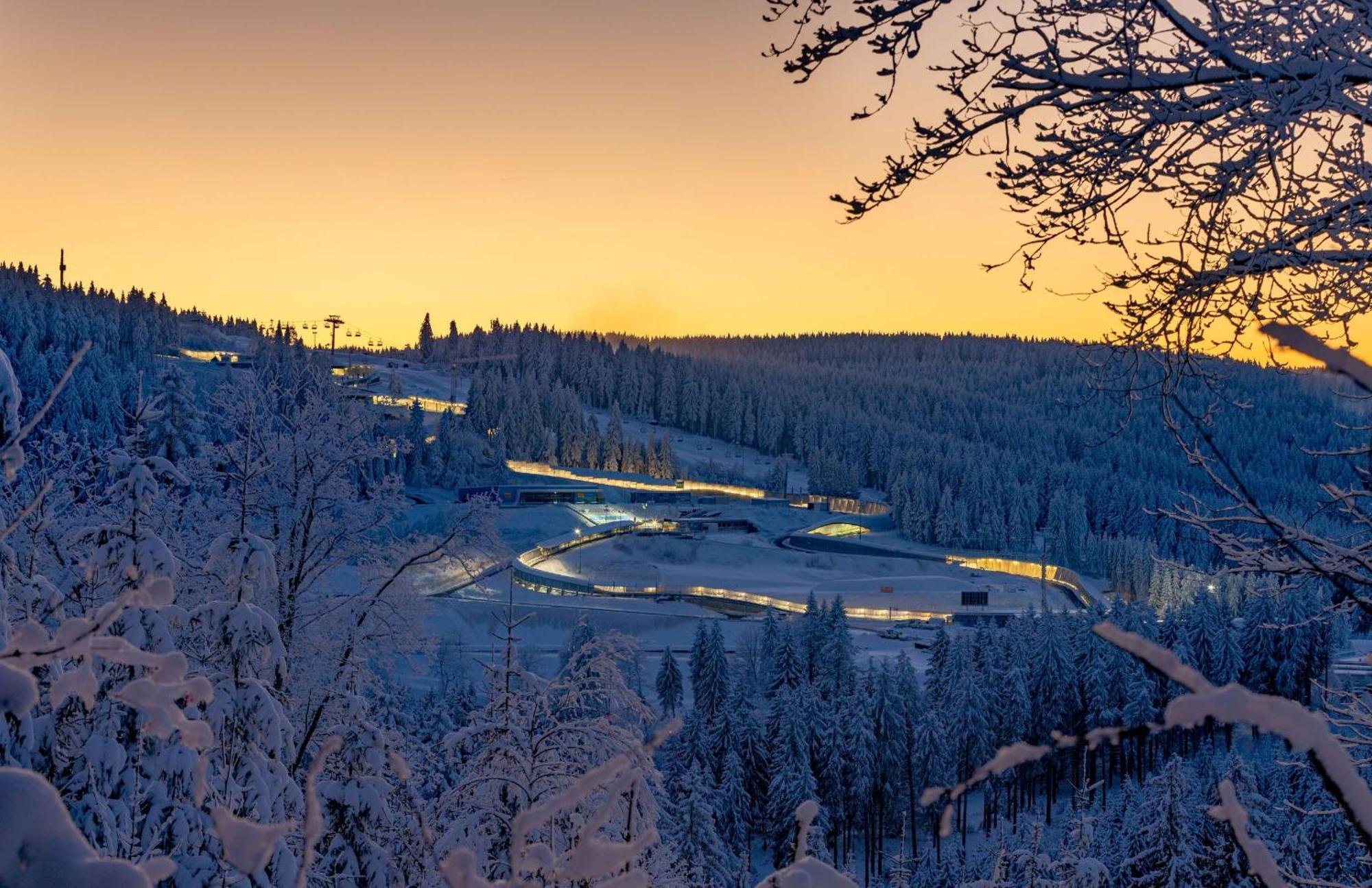 Konsumhotel Am Park Oberhof  Exteriör bild