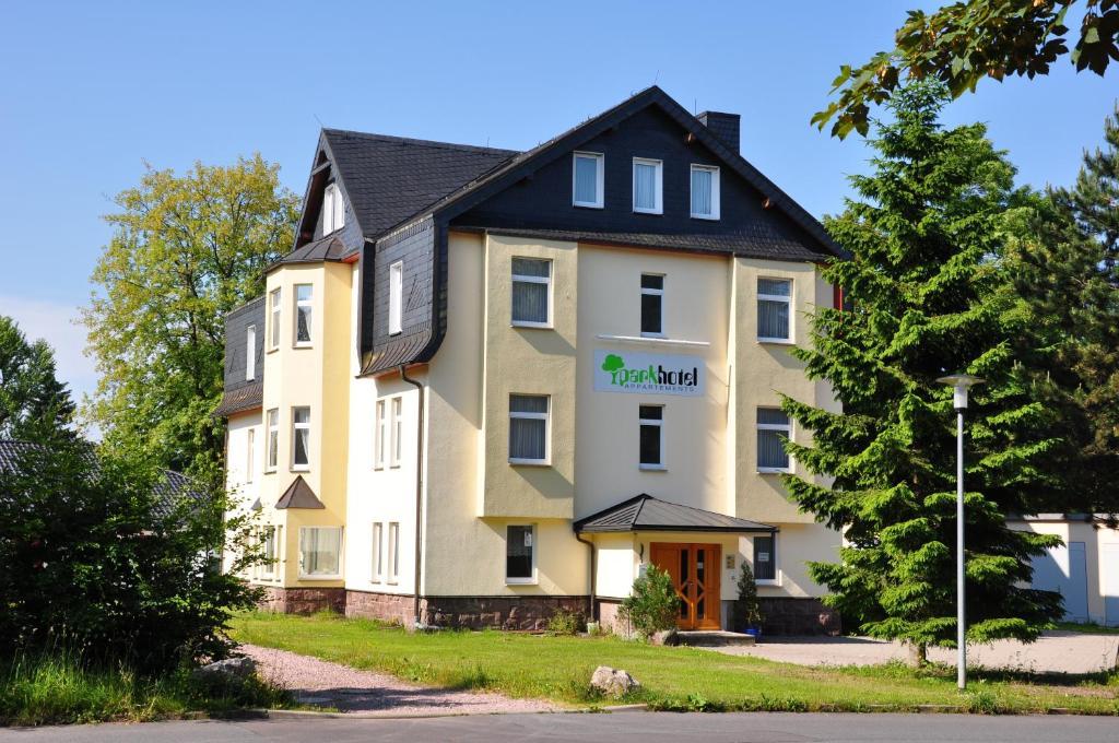 Konsumhotel Am Park Oberhof  Exteriör bild